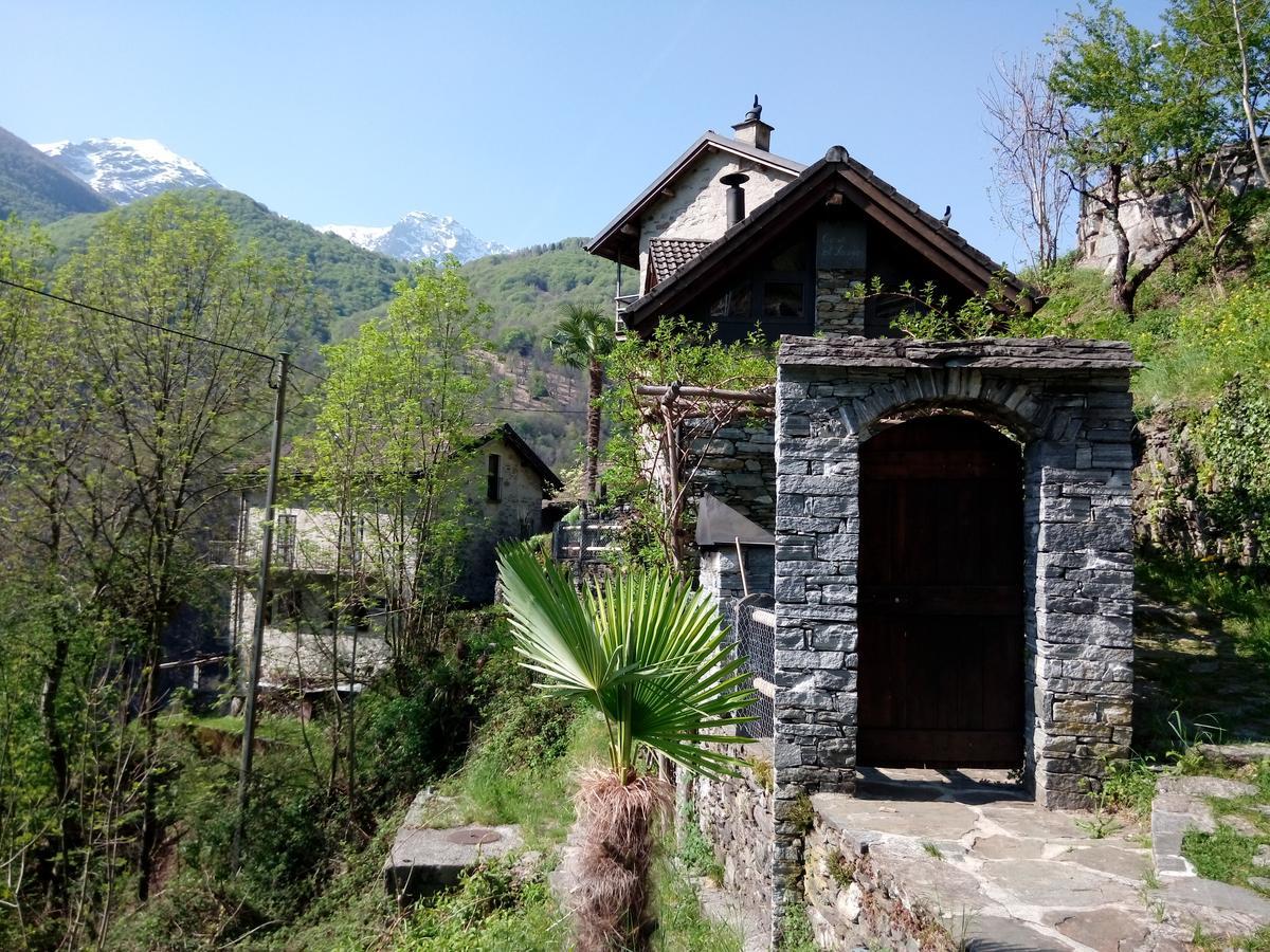 Villa Rustico "Casa Di Sasso" Intragna TI Exterior foto